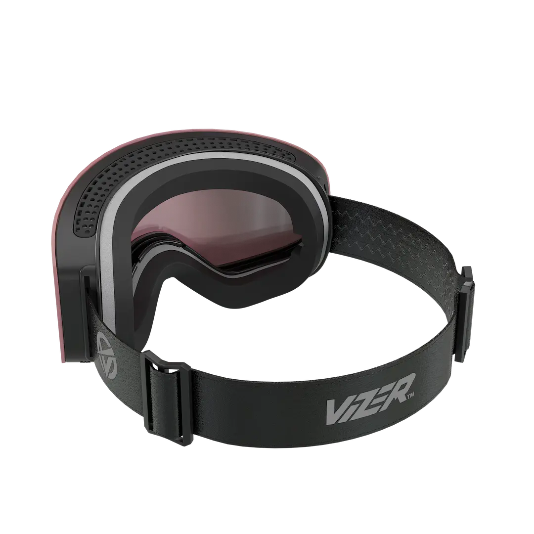 Black-strap-on-ski-goggle.webp