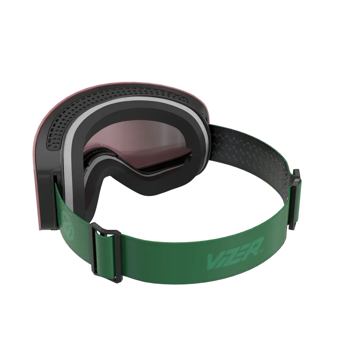 Green-strap-on-ski-goggle.webp